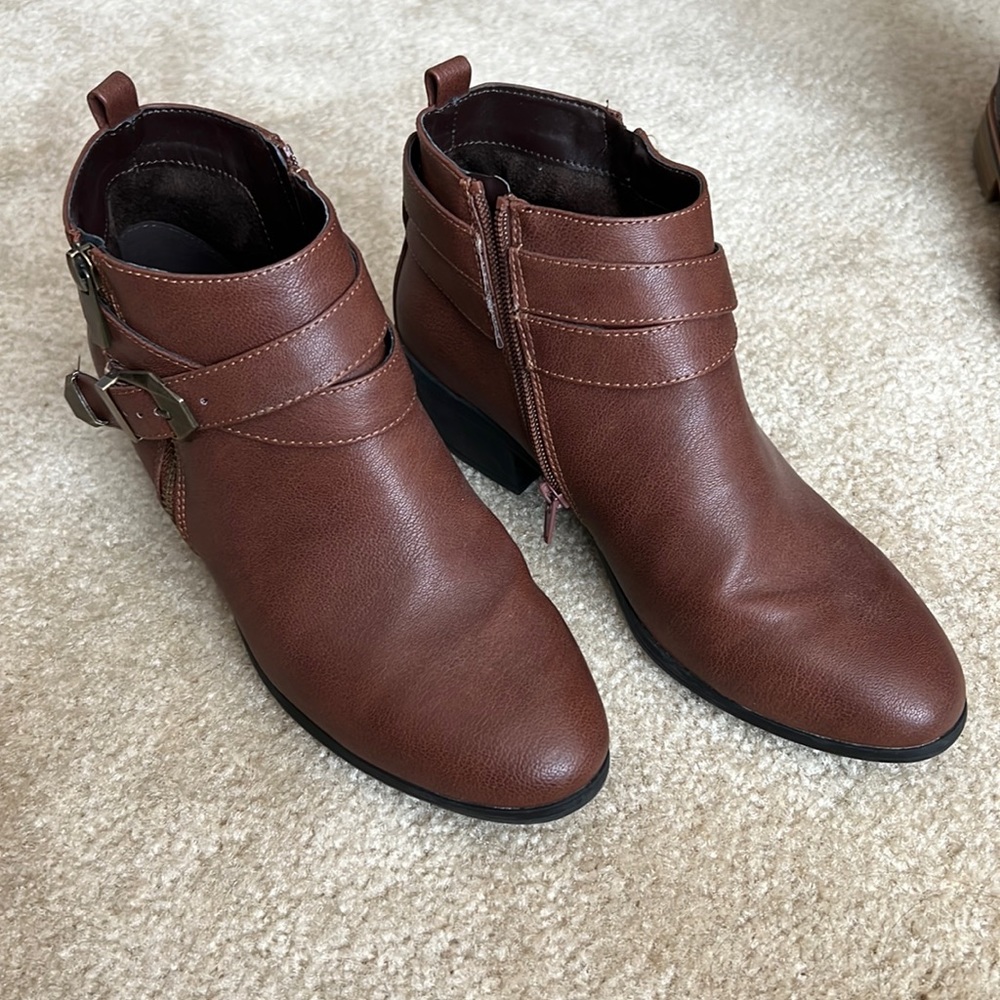 Totes New York ankle boots